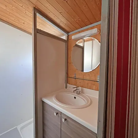 L'oasis Des Dombes 3*