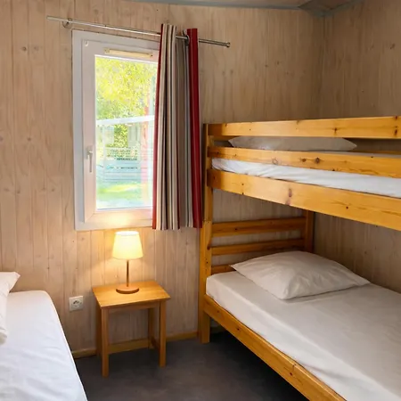 L'oasis Des Dombes Campsite Amberieux-en-Dombes