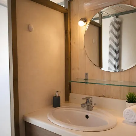 L'oasis Des Dombes 3*